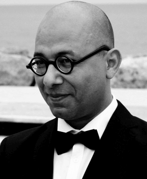 Dr Newton Howard